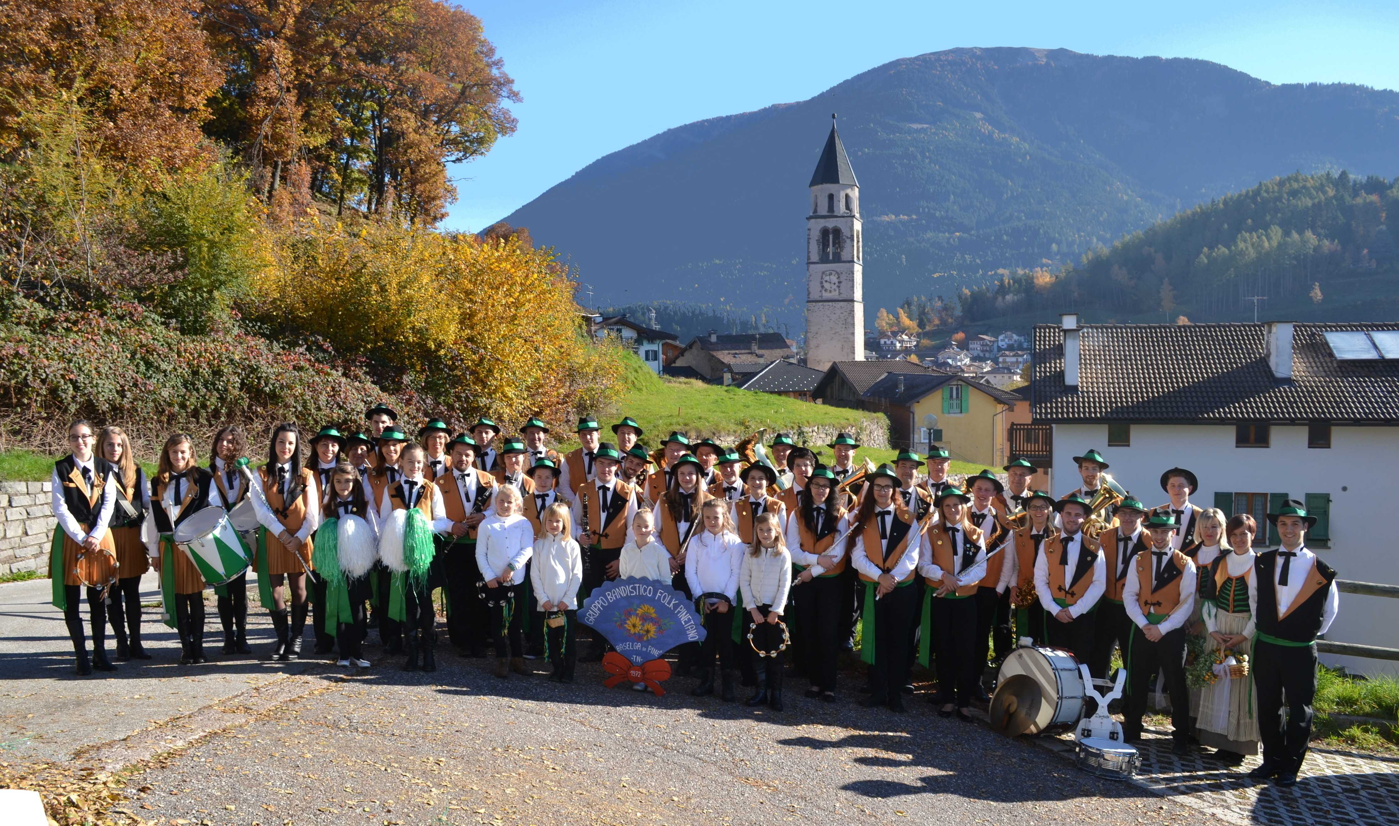 GRUPPO BANDISTICO FOLK PINETANO