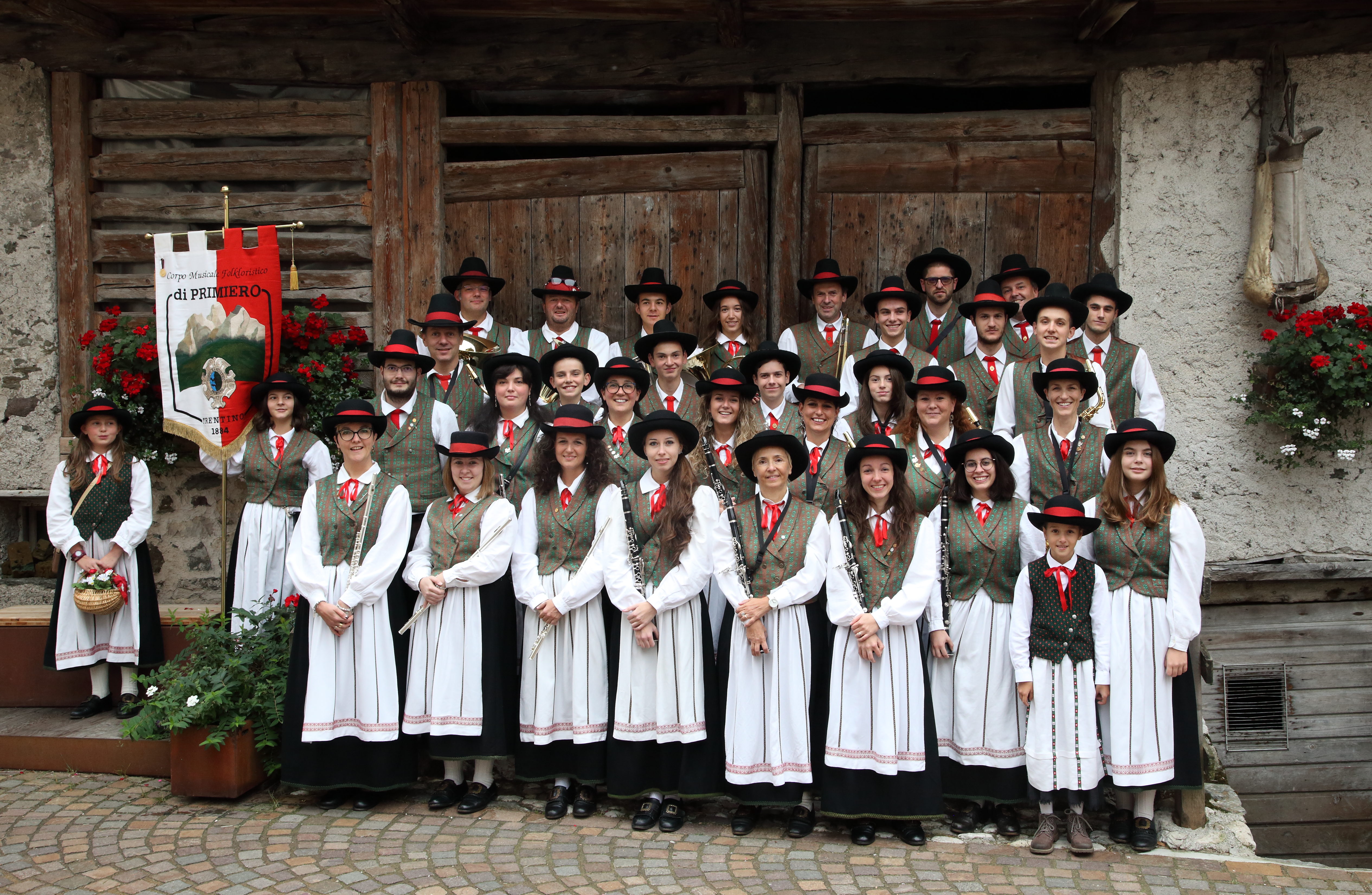 CORPO MUSICALE FOLKLORISTICO DI PRIMIERO